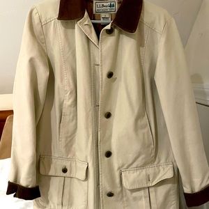 LL bean jacket size small women’s. Perfect condition Adirondack barn coat